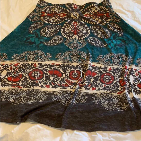 Amma Design skirt made in LA - Picture 5 of 8